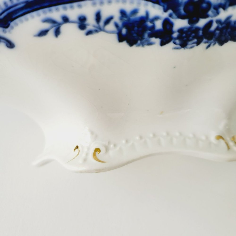 J&G Meakin Flow Blue Covered Vegetable Dish, Embossed w/Gold Accents, England - Picture 15 of 16